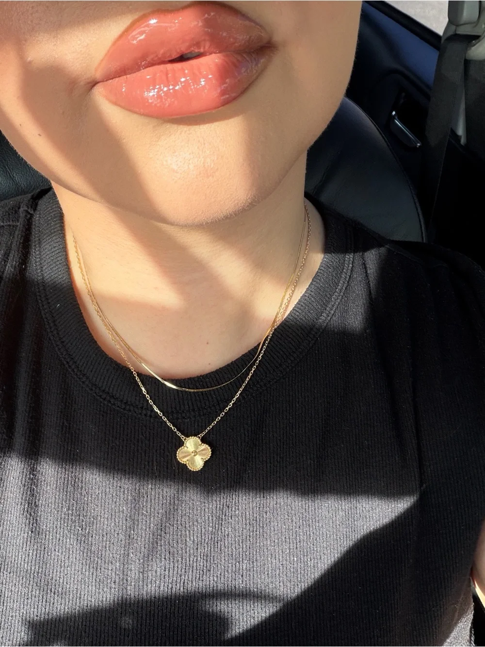N/A 18k gold